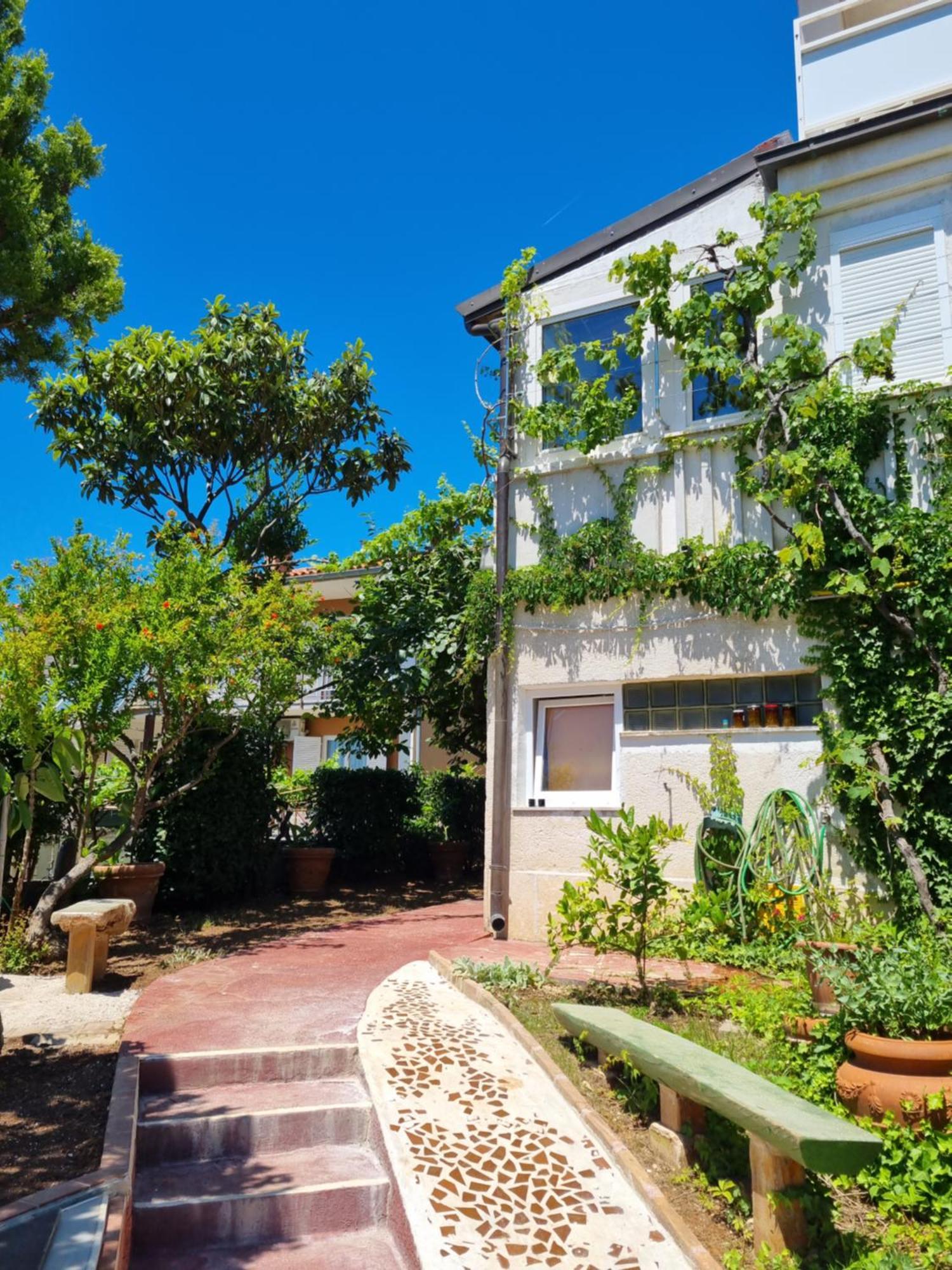 F13 Apartment Πούλα Εξωτερικό φωτογραφία